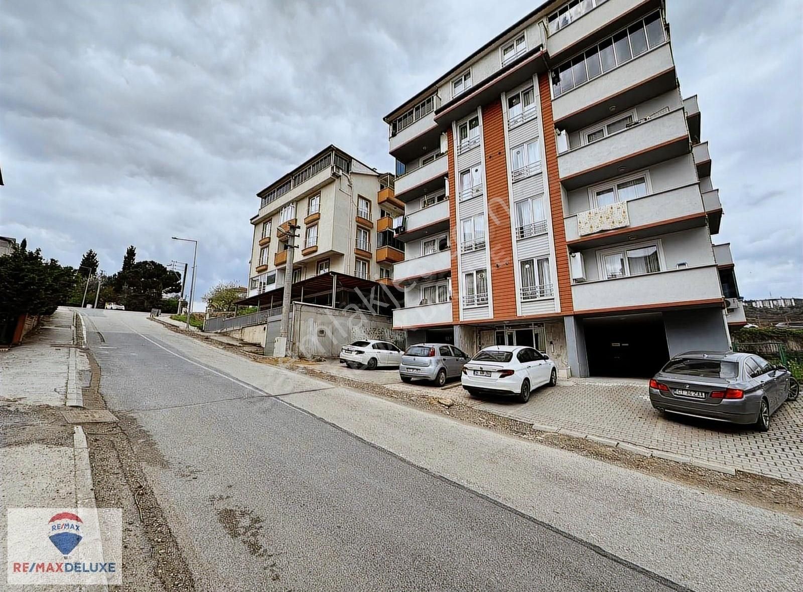Derince Çınarlı'da Satılık 115 M2 Dubleks Daire