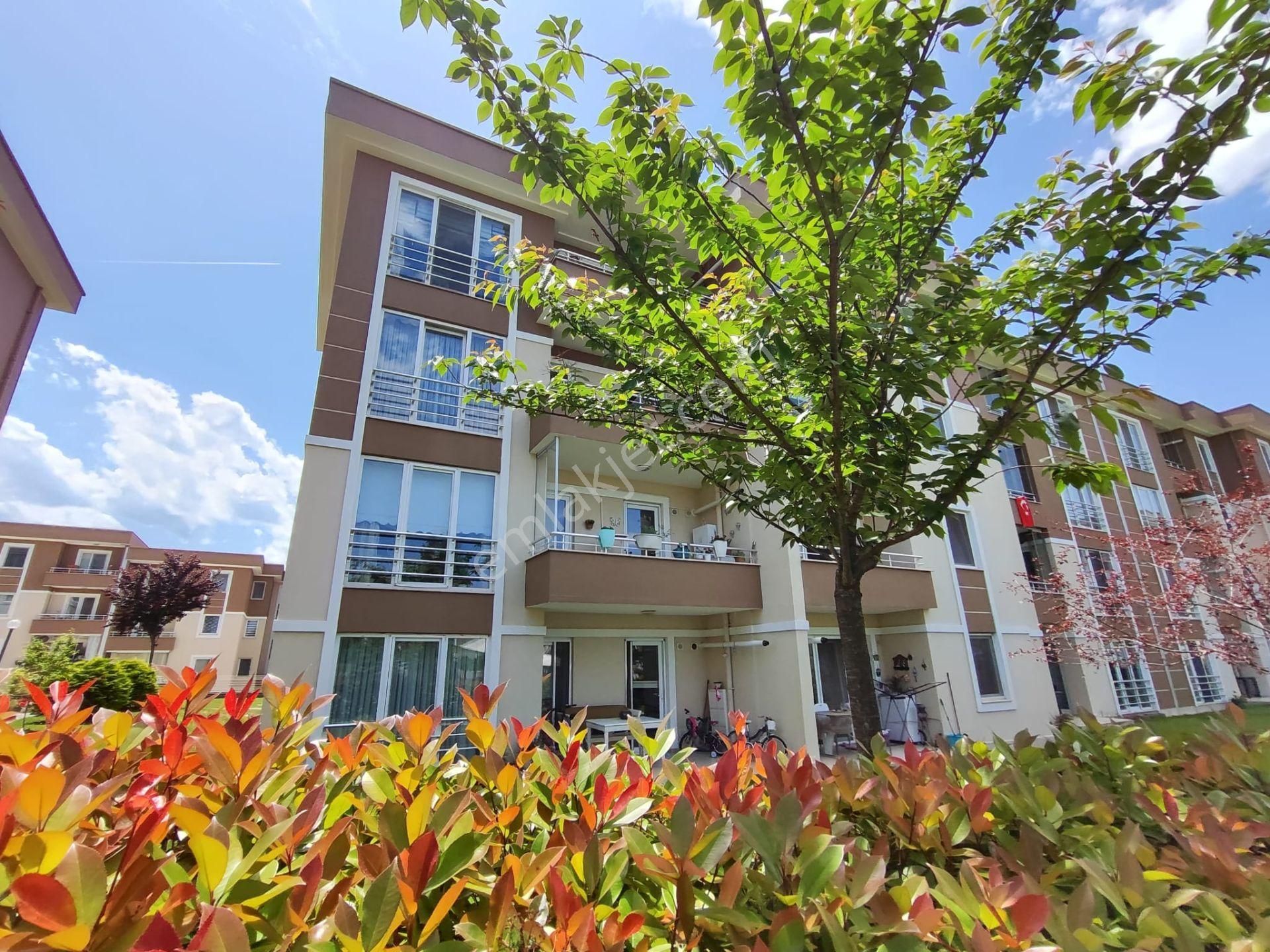 Remax Palastan Evimiz Kocaeli Sitesi Bahçekatı 4+1 Kiralık Daire