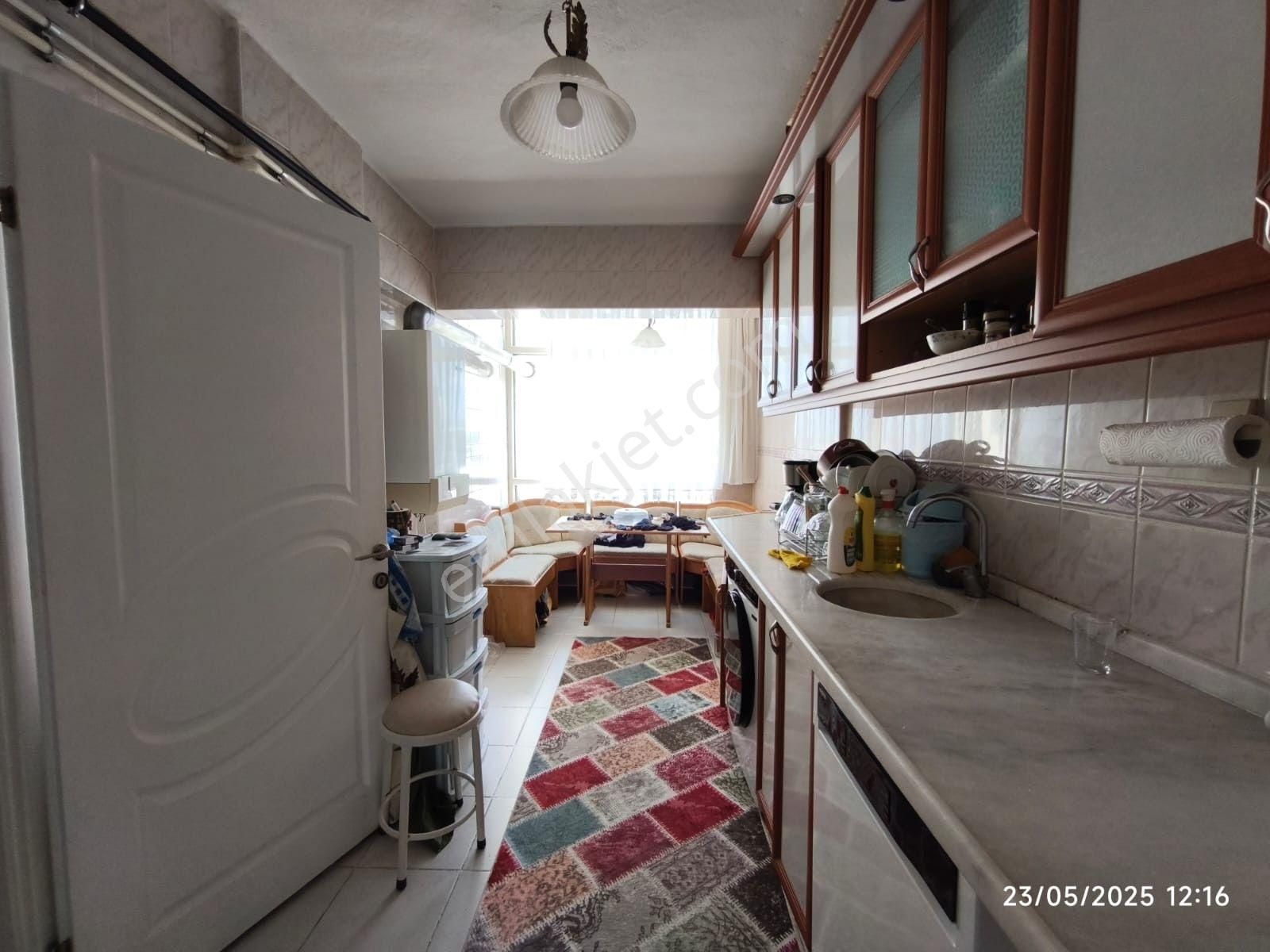 Kalecik Emlak'tan 3+1 Site İçerisinde Ön Cepheli Asansörlü Daire