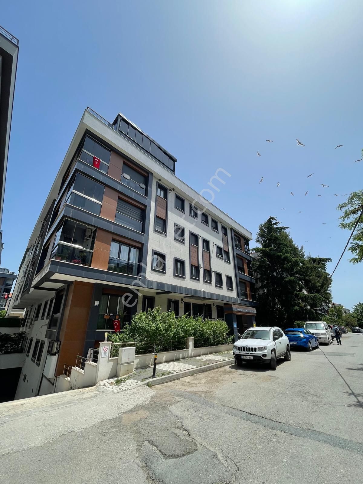 ▃artemin▃küçükyalı Çamlık Sahilde Emsalsiz Genişlikte 75m² 1+1!
