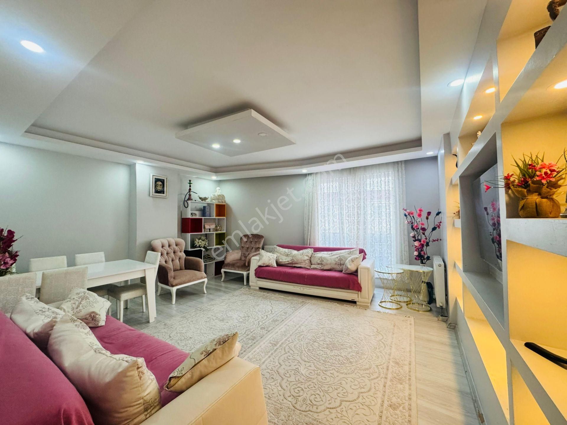 Güven'den Otoparklı, Ebv.banyolu, Full+full İskanlı 3+1 Daire