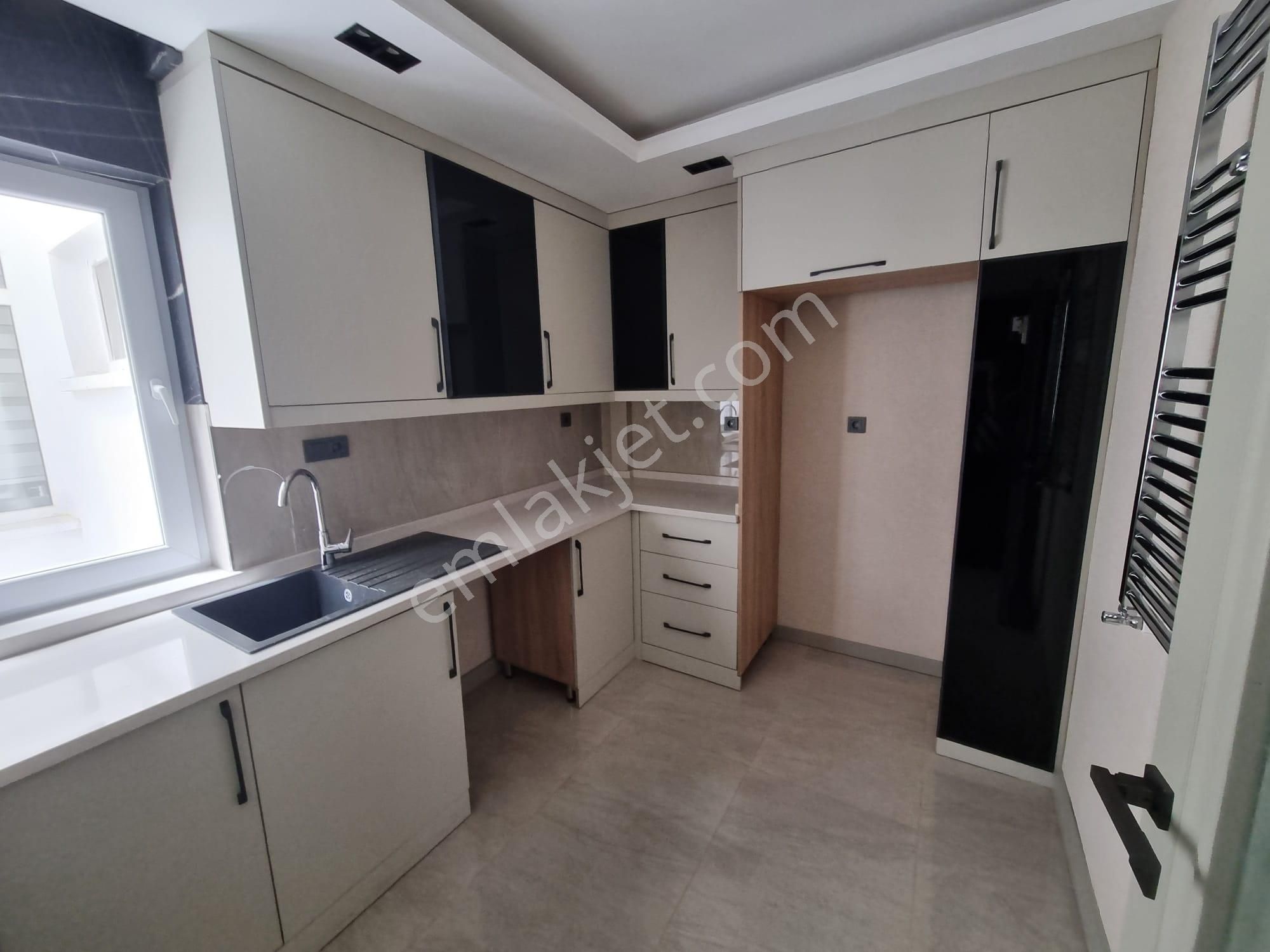 *** Sokullu Cadde Üzerinde Lüks Yapılı 3+1 Satılık Daire ***