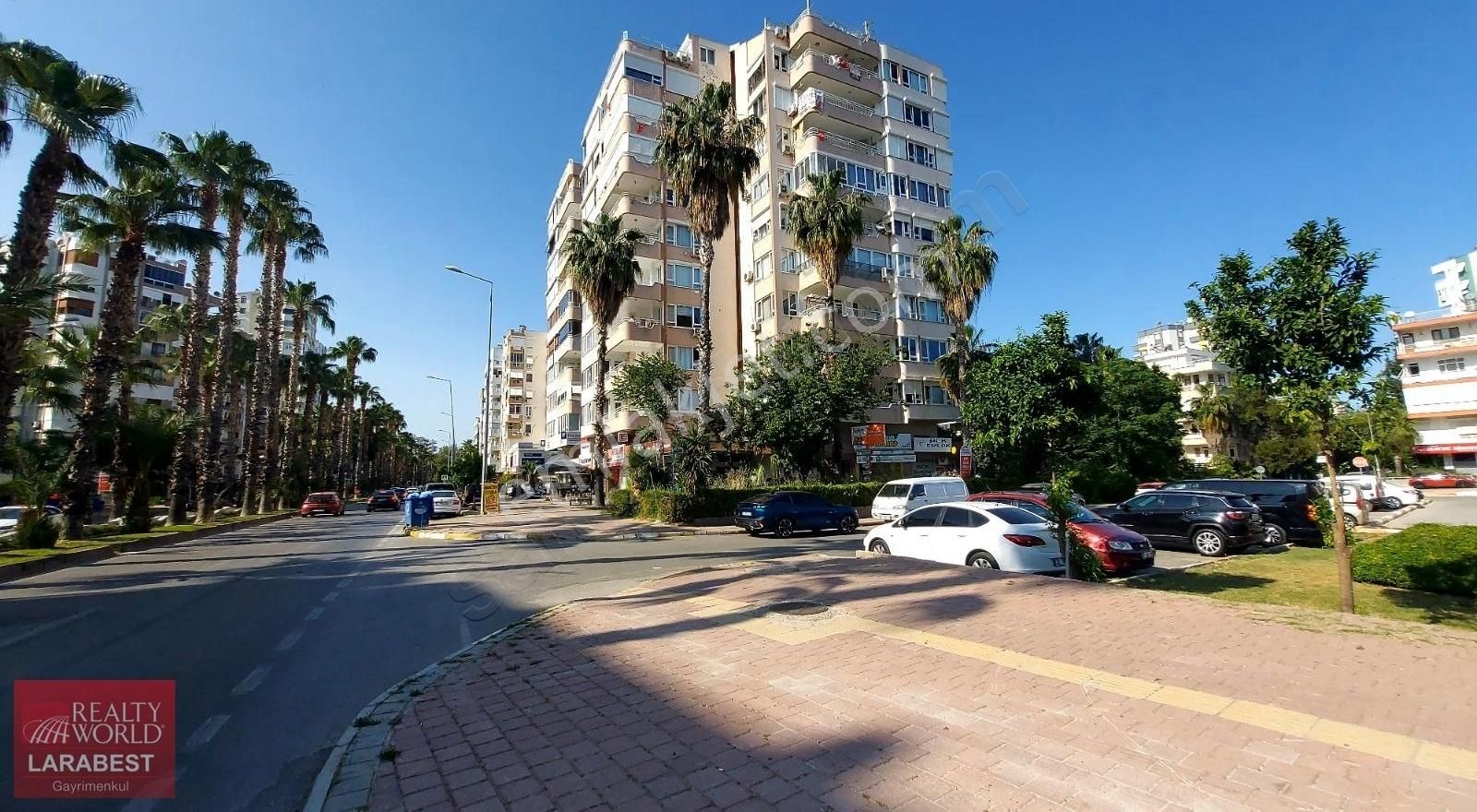 Demircikara'da Doğalgazlı,deniz Manzaralı Şık 3+1kiralık Daire