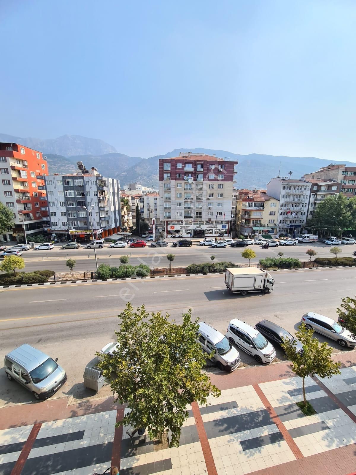 Eşyalı Ulaşım Sorunu Olmayan Daire