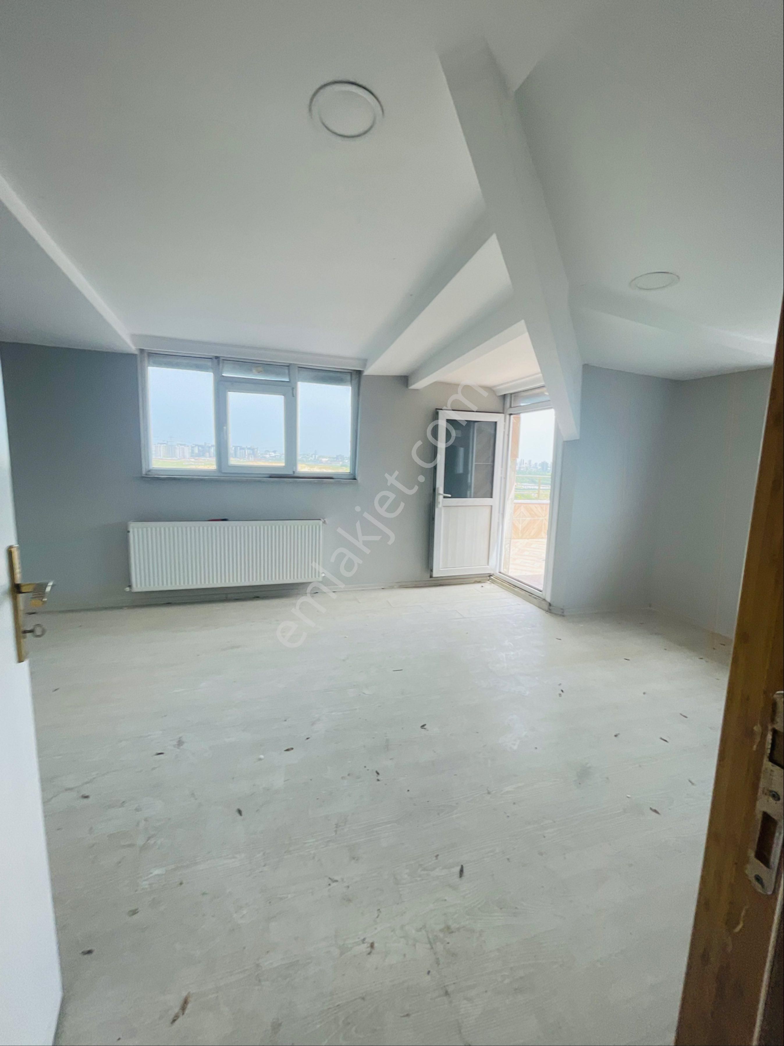 Başakşehir Güvercintepe Kiralık 1+1 Çatı Katı