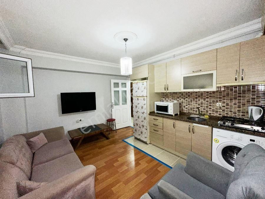 Yenibosna Çakmak Durağı Yakını Eşyalı 2+1 Kiralık Daire