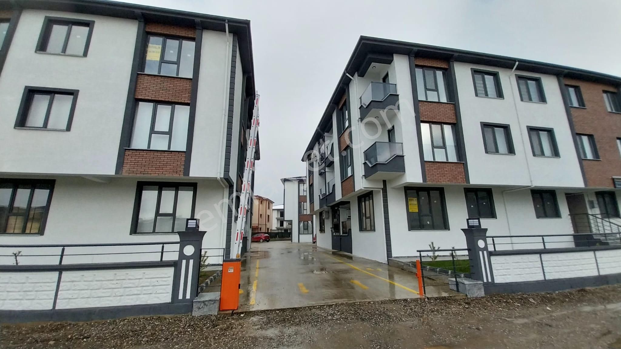 Kara Hacımusa Mh. Öğretmenler Sitesinde Sıfır 3+1 Satılık Daire