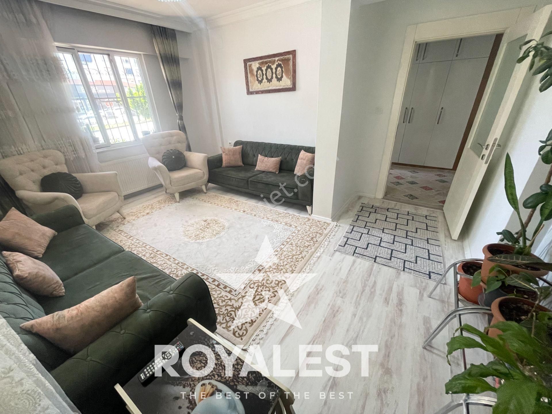 Royalest'ten Erdem Koleji Yakınında Tramvaya Yakın Bakımlı 2+1