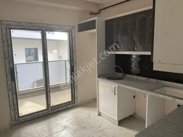Bornova Gürpınar Mahallesinde 2+1 Satılık Sıfır Daire