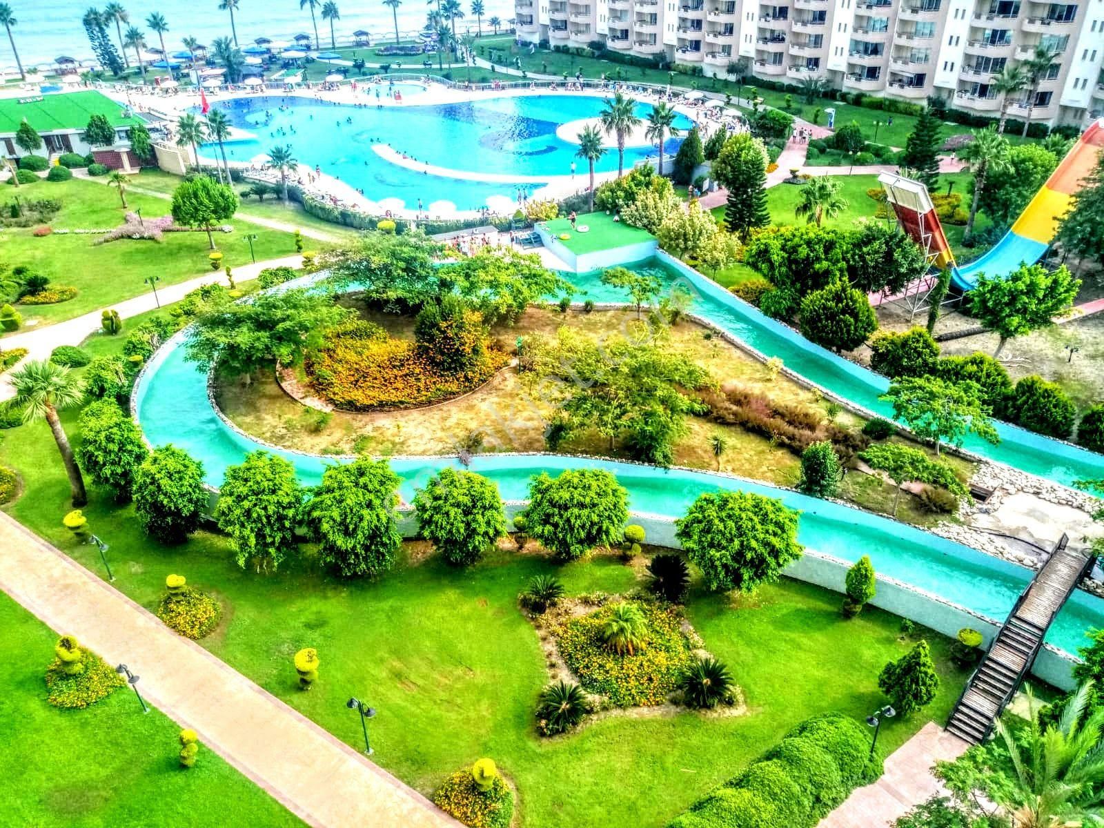 Queenaba Sitesinin En Değerli Bloğunda Satılık Eşyalı 3+1 Yazlık
