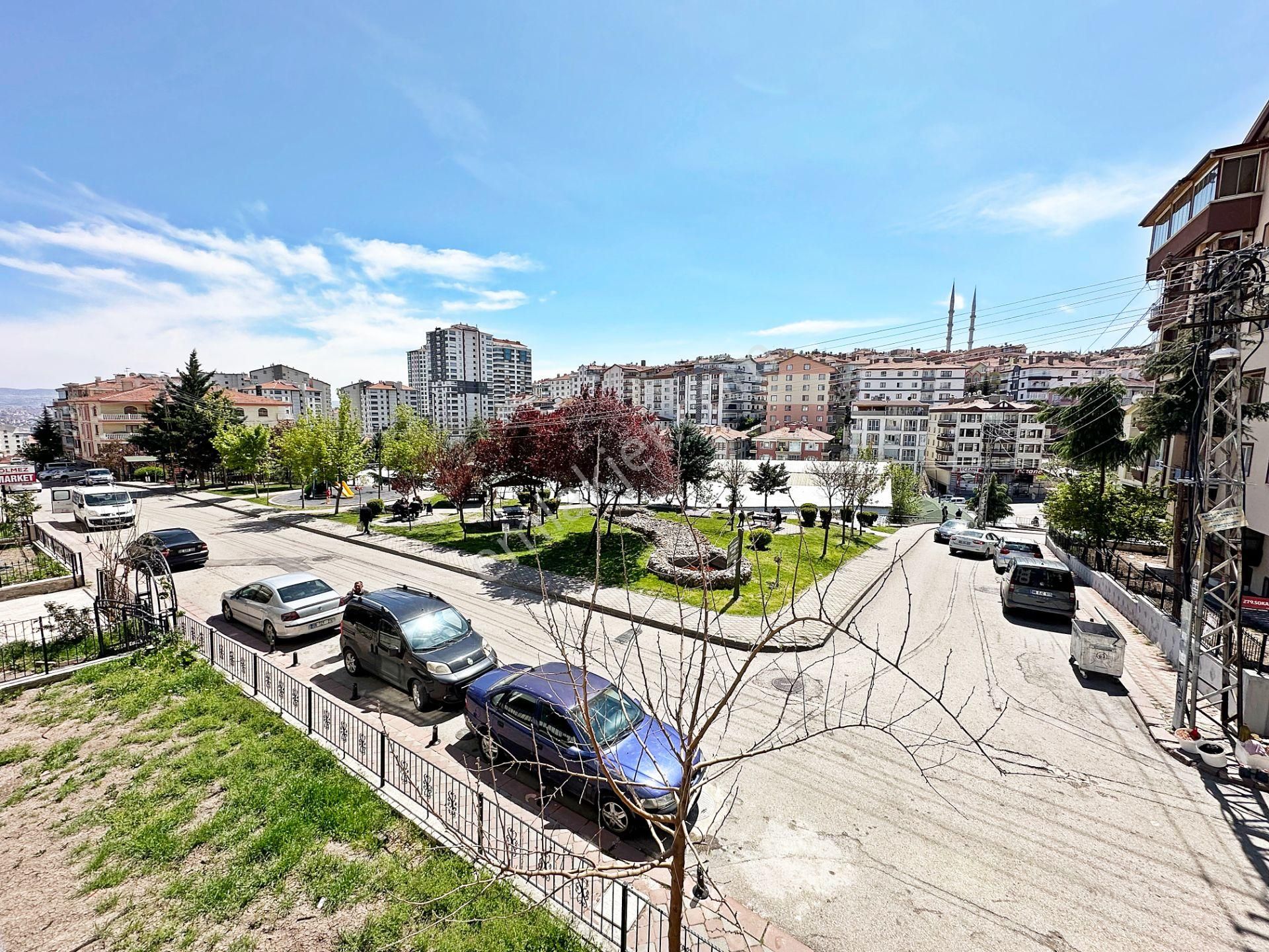 Esertepe Mah. Salı Pazarı Yanı 3+1 Asansörlü 1.kat Ön Cephe E.banyolu Kiralık Daire