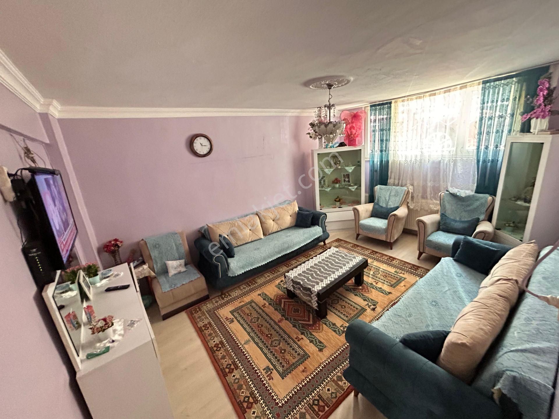 Reşadiye Mahallesinde 3+1 Satılık Daire