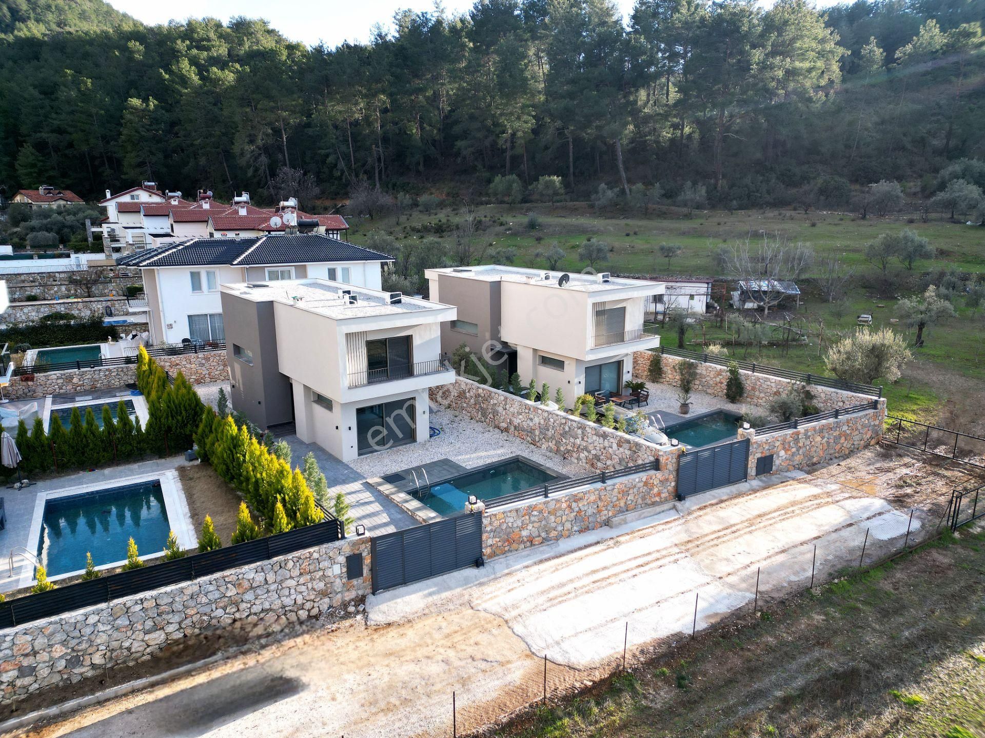 Goldhouse Dan Satılık Villa Yeşilüzümlü De 4+1 Özel Tasarımlı