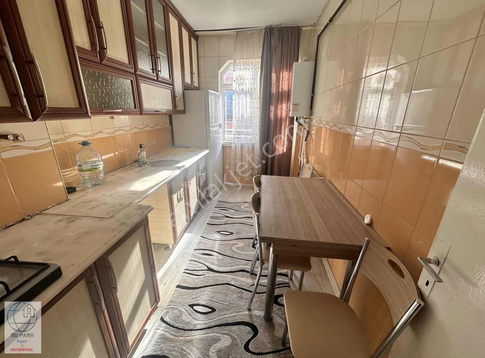 Cumhuriyet Mahallesinde 3+1 Eşyalı Kira Getirisi Yüksek Daire