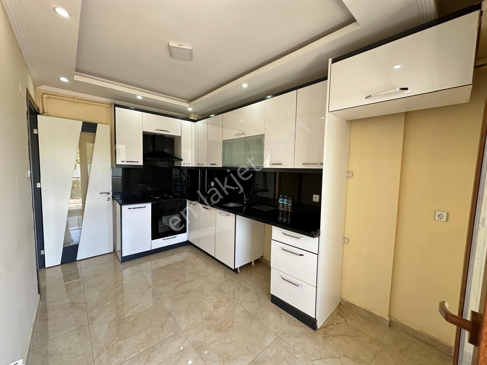 🏡 Cumhuriyet Mahallesi 🏡 ✅3+1 125 M2 5 Katlının 2 Katı ❇️full Özelikli