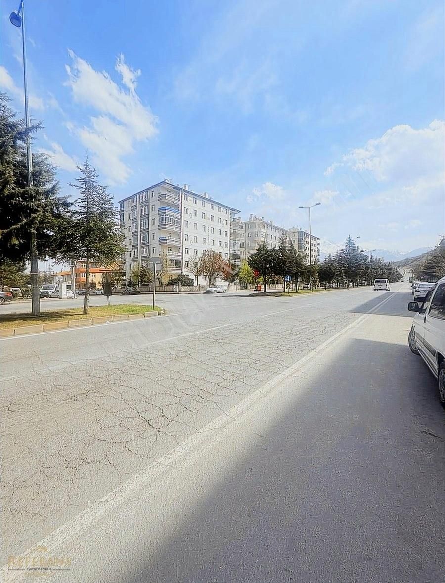 Selçuklu Mah Satılık Merkezi Sistem Yüksek Giriş 3+1 Daire