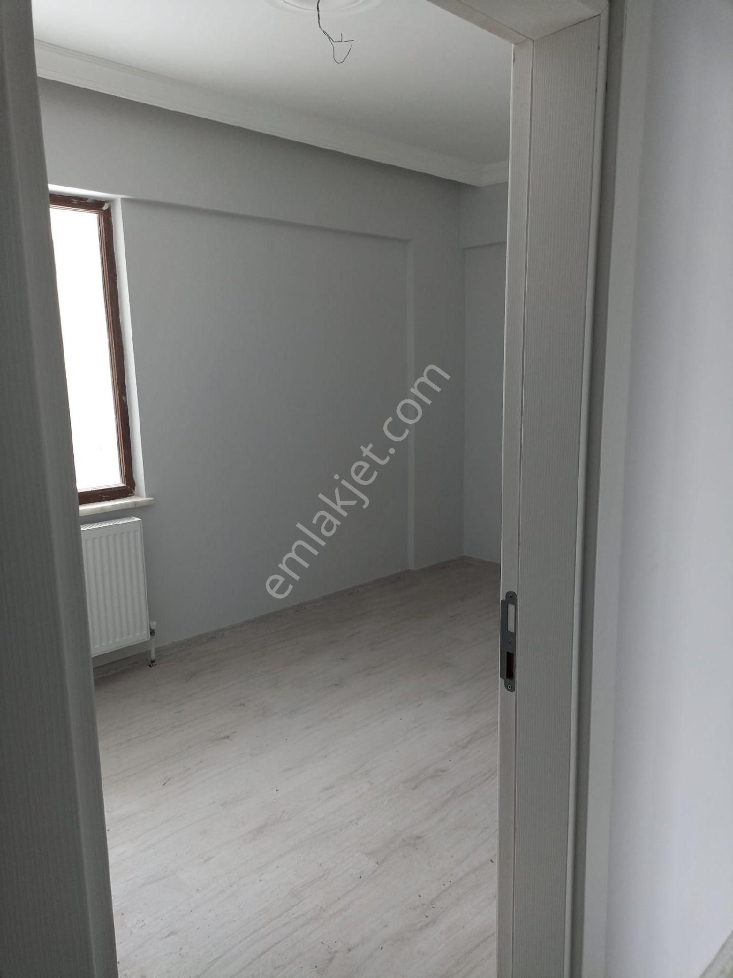 160 M2 Bahçe Katı Perde Duvar Satılık Daire