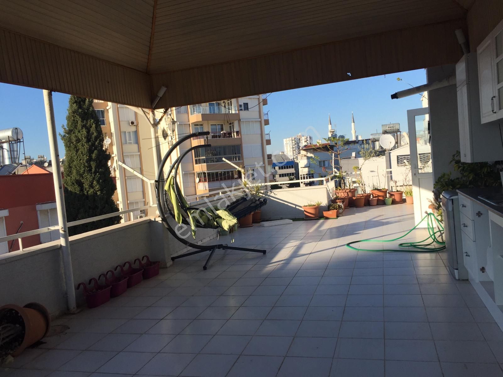 Şirinyalı 'da 5+1 Deniz Manzaralı Asansörlü Ayrı Mutfaklı Şık Dubleks