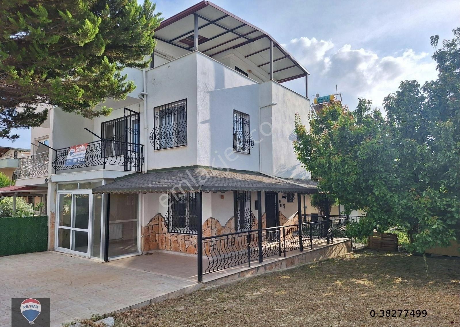 Kuşadası Değirmendere 4+1 Doğalgazlı Bahçeli Ferah Yazlık