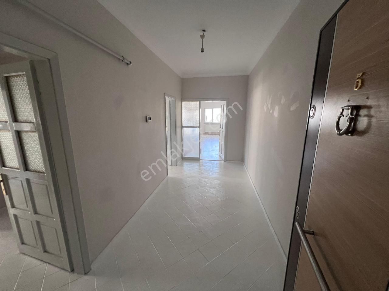 Trabzon 2 No'lu Beşirli Selimoğlu Sitesi'nde 3+1 Kiralık Daire - Görsel 17