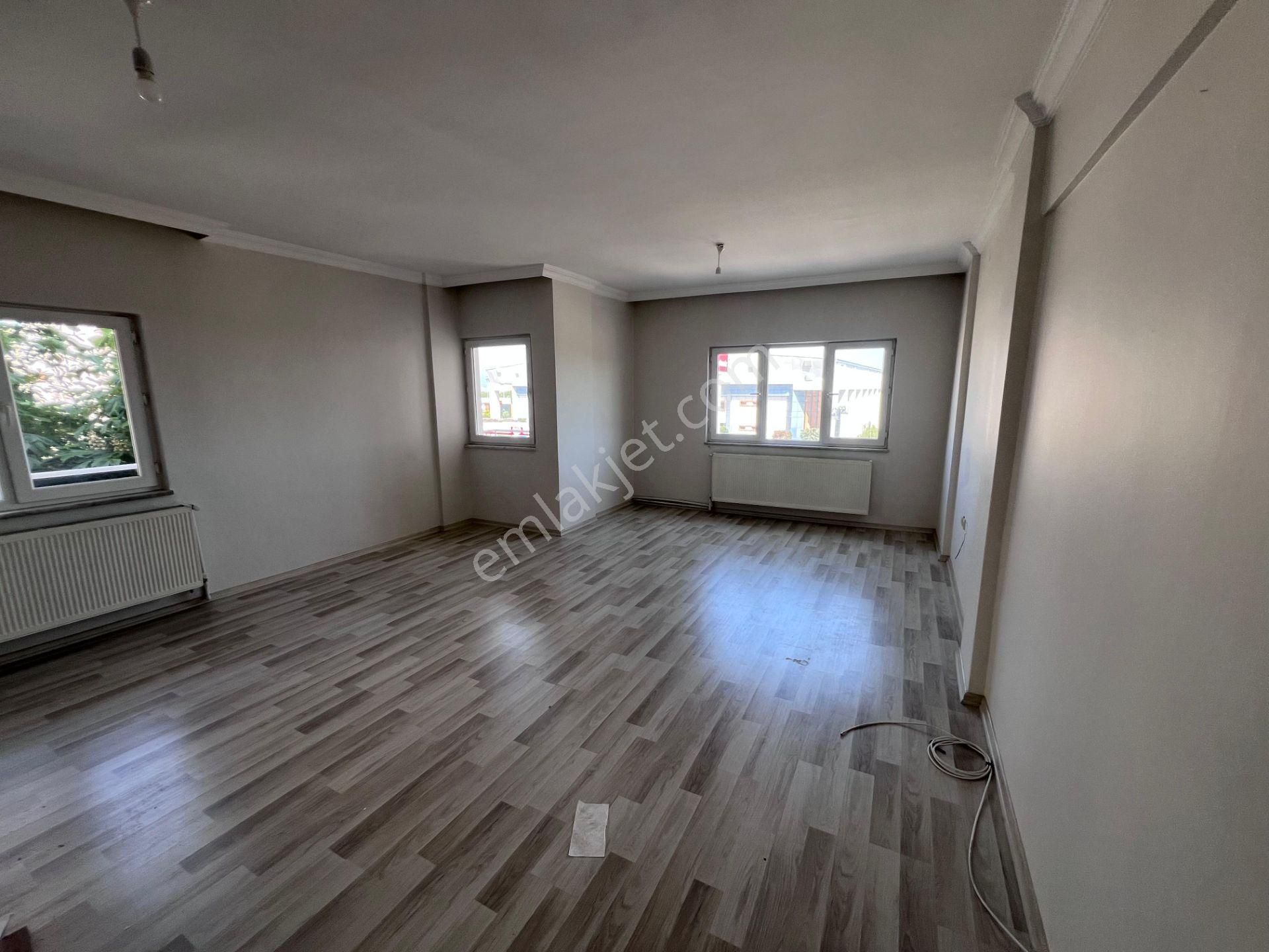 Trabzon 2 No'lu Beşirli Selimoğlu Sitesi'nde 3+1 Kiralık Daire - Görsel 11
