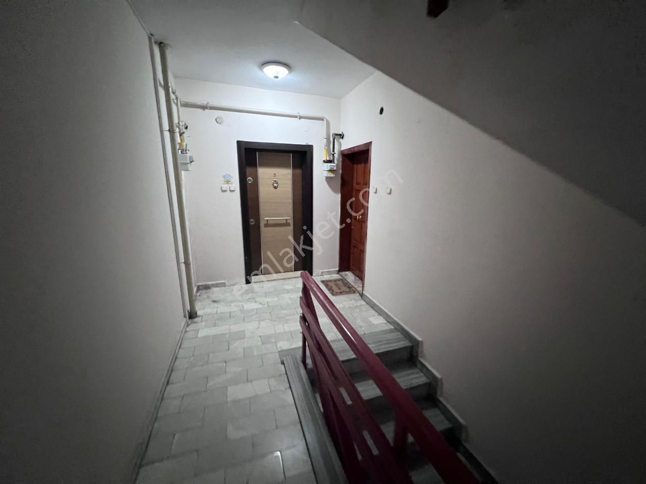 Trabzon 2 No'lu Beşirli Selimoğlu Sitesi'nde 3+1 Kiralık Daire - Görsel 6