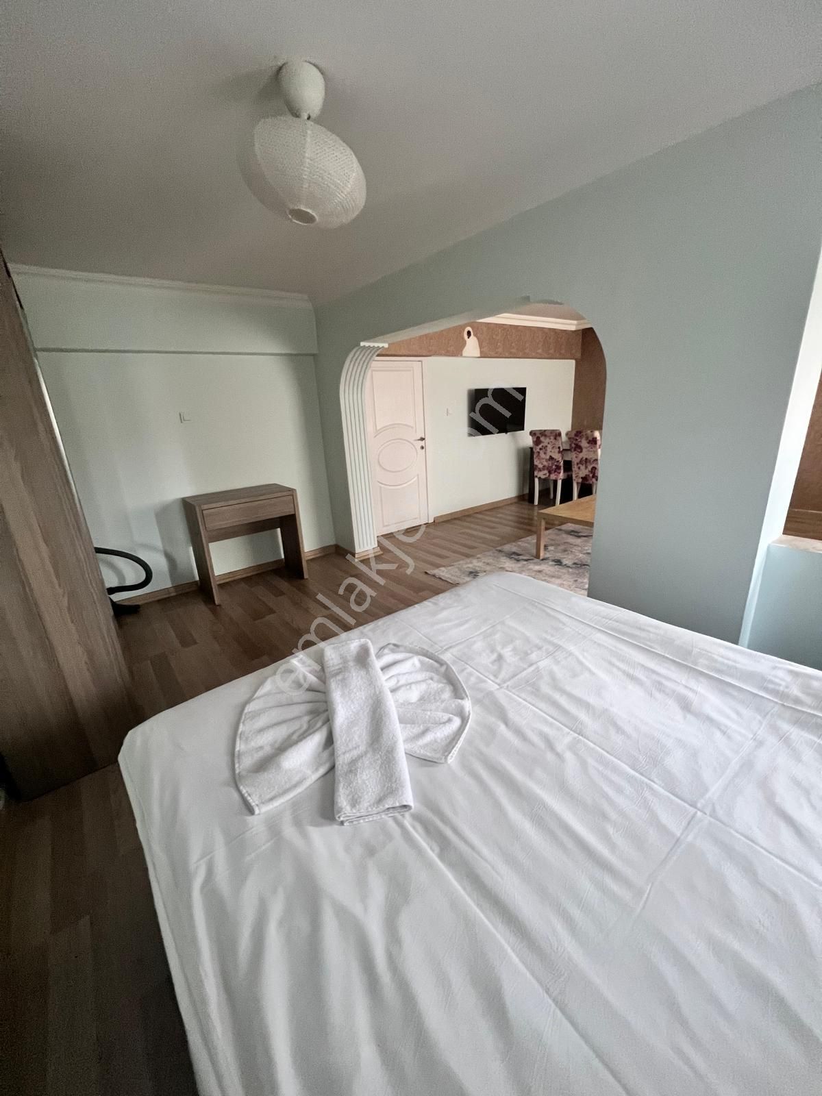 Ankara Sıhhıyede Günlük Haftalık Eşyalı Kiralık Lüks Temiz Daire - Görsel 2