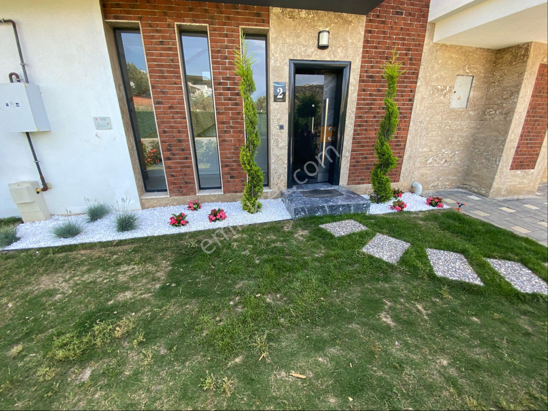 Kuşadası’nda Doğayla İç İçe Lüks Villa - Görsel 2