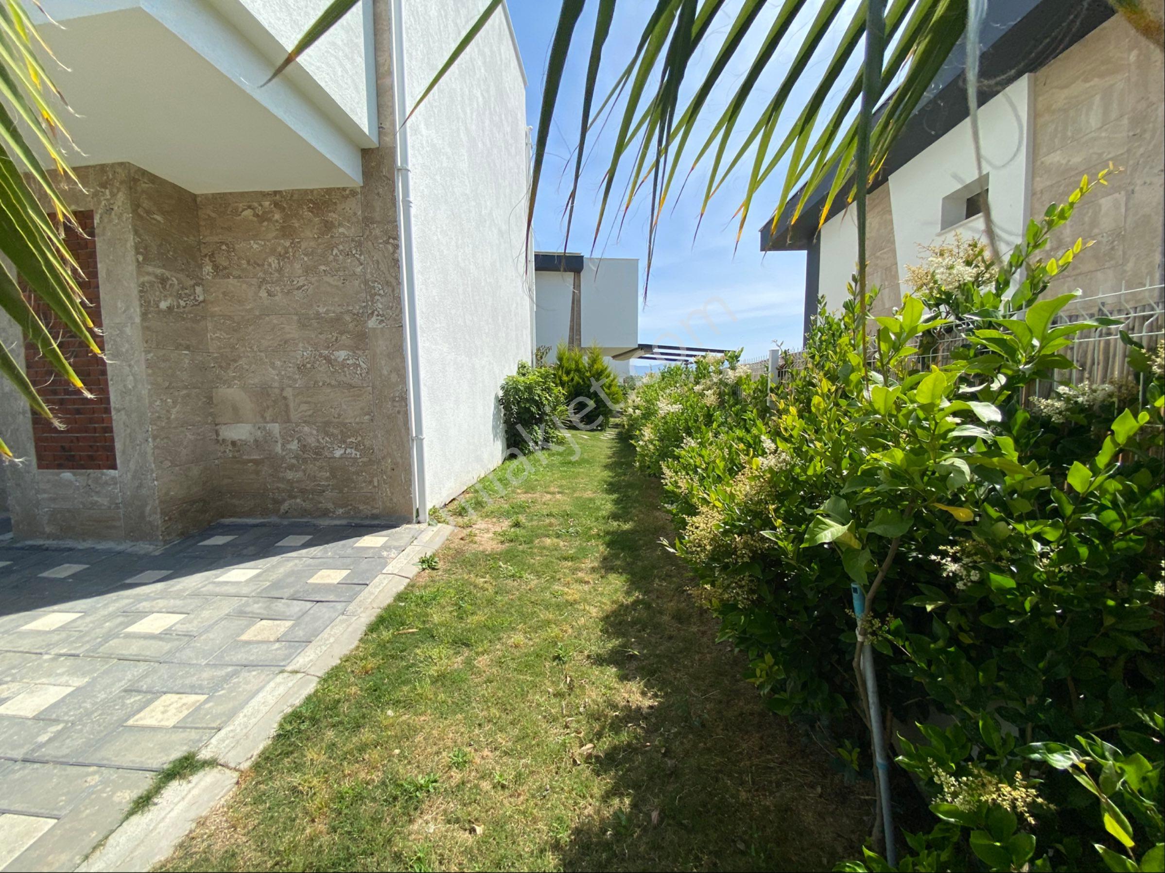 Kuşadası’nda Doğayla İç İçe Lüks Villa - Görsel 4
