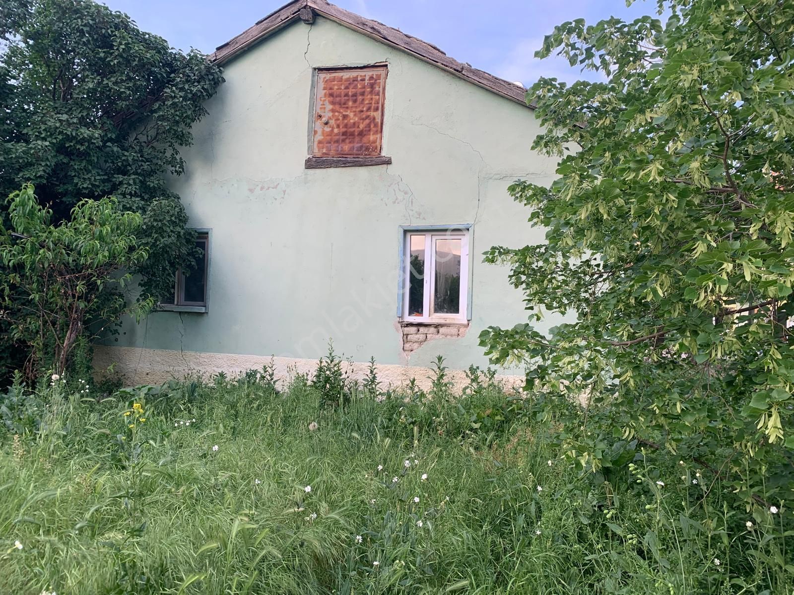 Maya Emlaktan Dereçine Kavaklı Mah. İçerisinde Müstakil Evi Olan 1445m2 Bahçeli Ev Satlıktır - Görsel 3