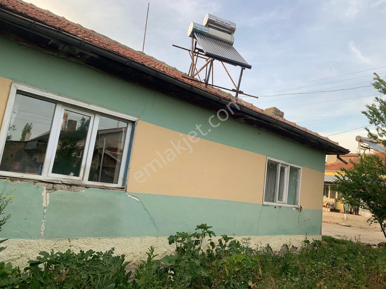 Maya Emlaktan Dereçine Kavaklı Mah. İçerisinde Müstakil Evi Olan 1445m2 Bahçeli Ev Satlıktır - Görsel 2