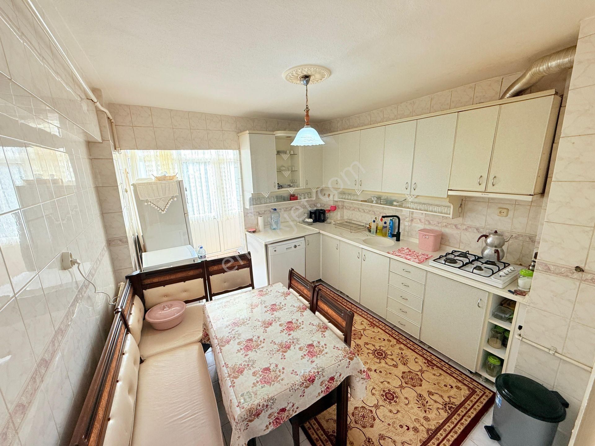 Sincan Tandoğa Mh.3+1 Ara Katta Genişm2 Yapılı Daire