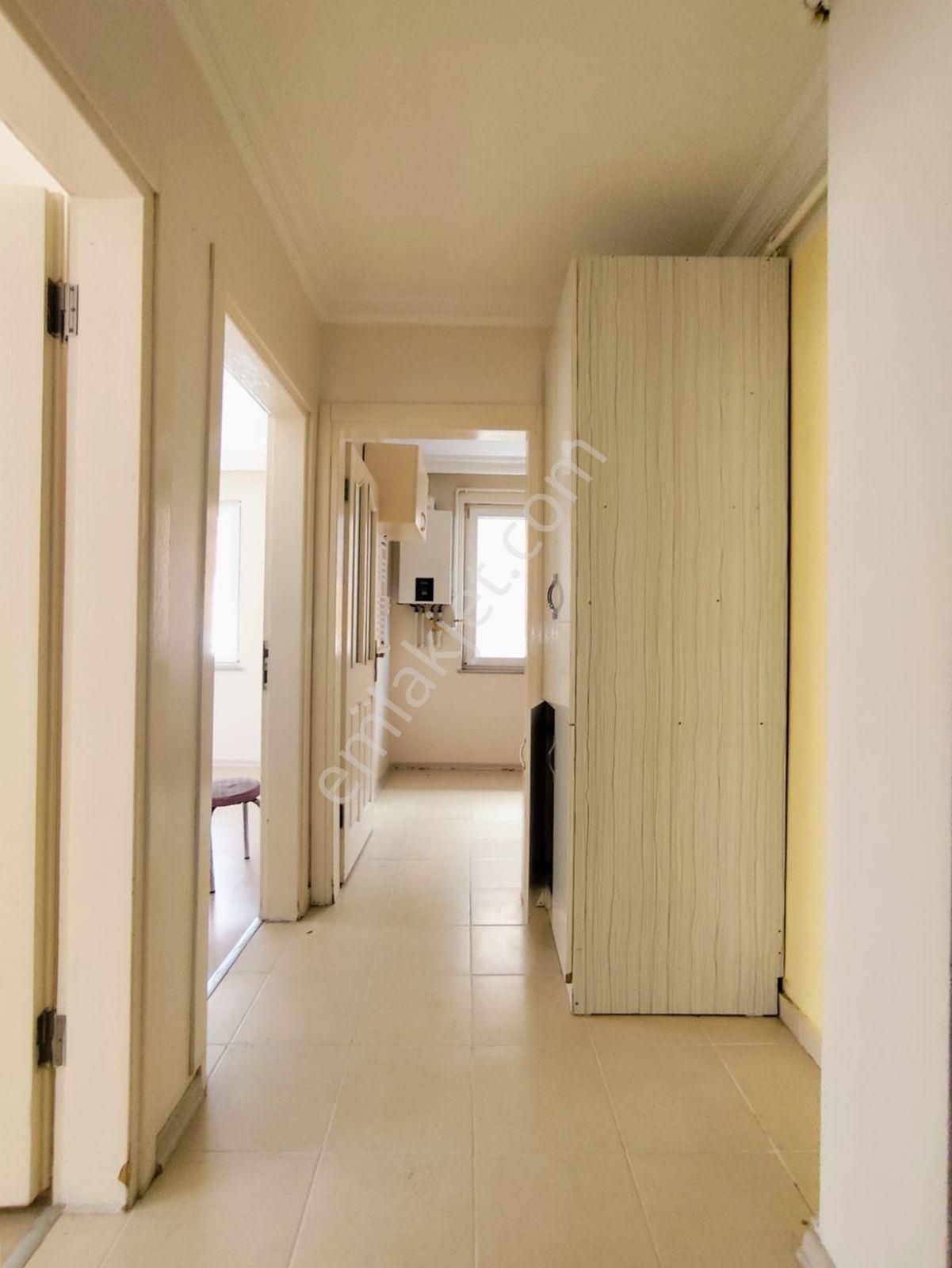 Yayalar Metro Durağına Yürüme Arakat 2+1 85m2 Fırsat Kiralık