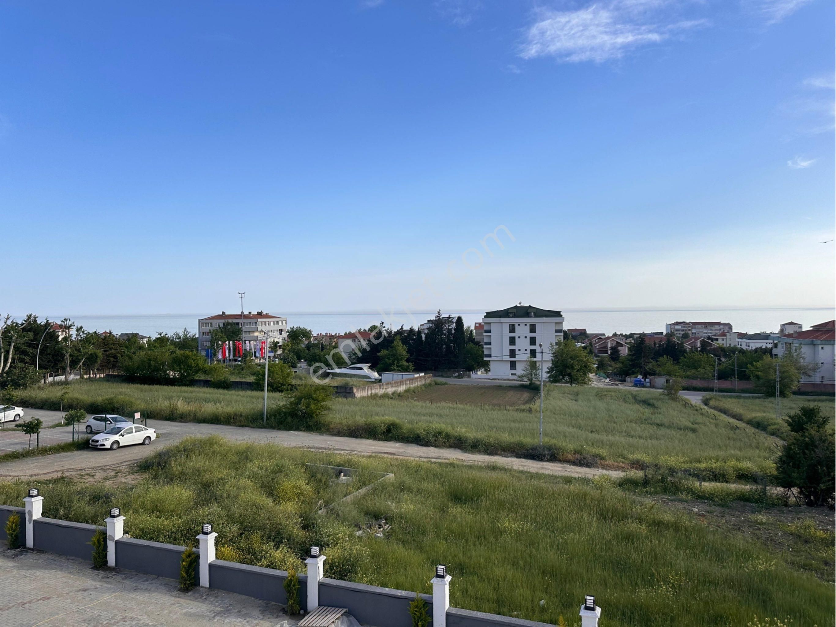 Büyükçekmece Celaliye Mahallesinde Deniz Manzaralı Sıfır Daire