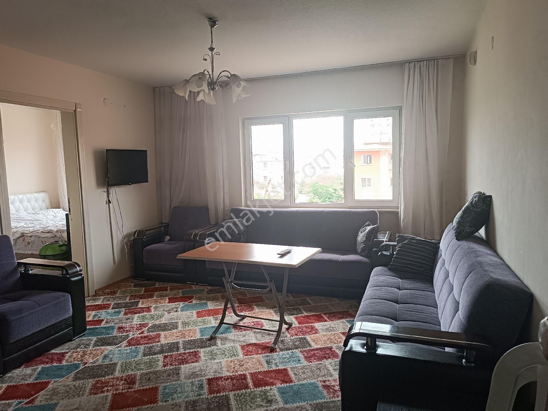 Gaziler Mh..tranvay Hattı Yakını Katta 1+1 Eşyalı Kiralık Daire
