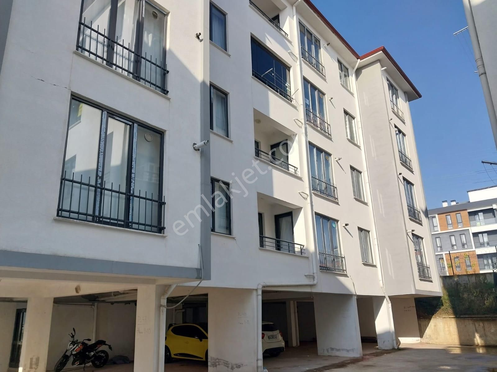 Üniversite Bölgesi Site İçerisinde 1+1 Eşyalı Satılık Daire - Görsel 27
