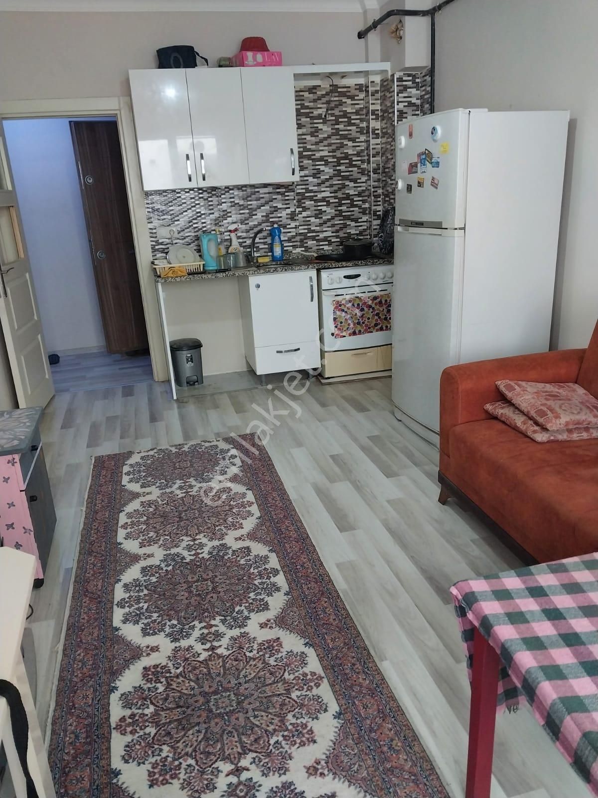 Üniversite Bölgesi Site İçerisinde 1+1 Eşyalı Satılık Daire - Görsel 7