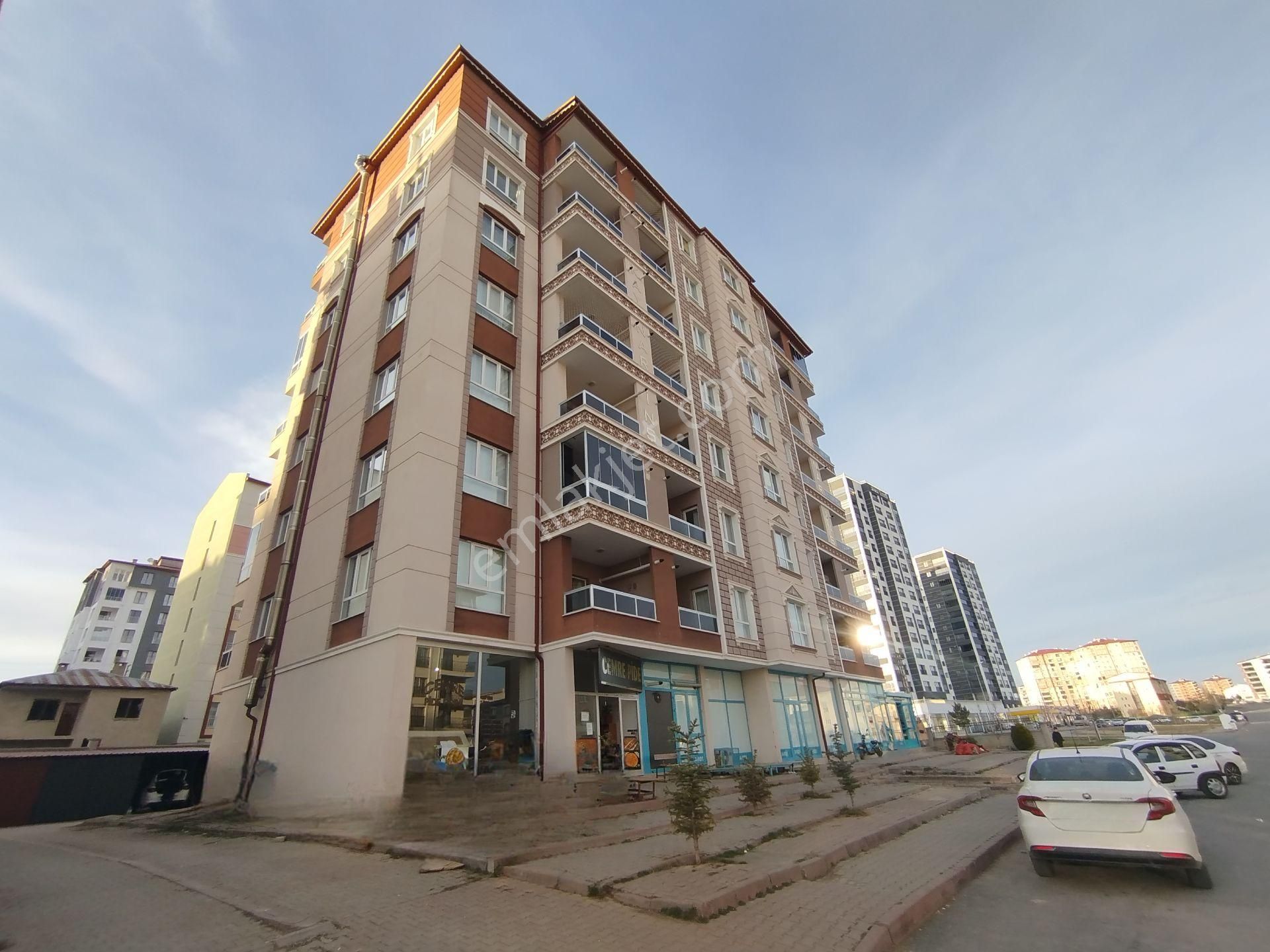 Sivas Satılık Daire- Kılavuz Mah. 3+1 7. Kat