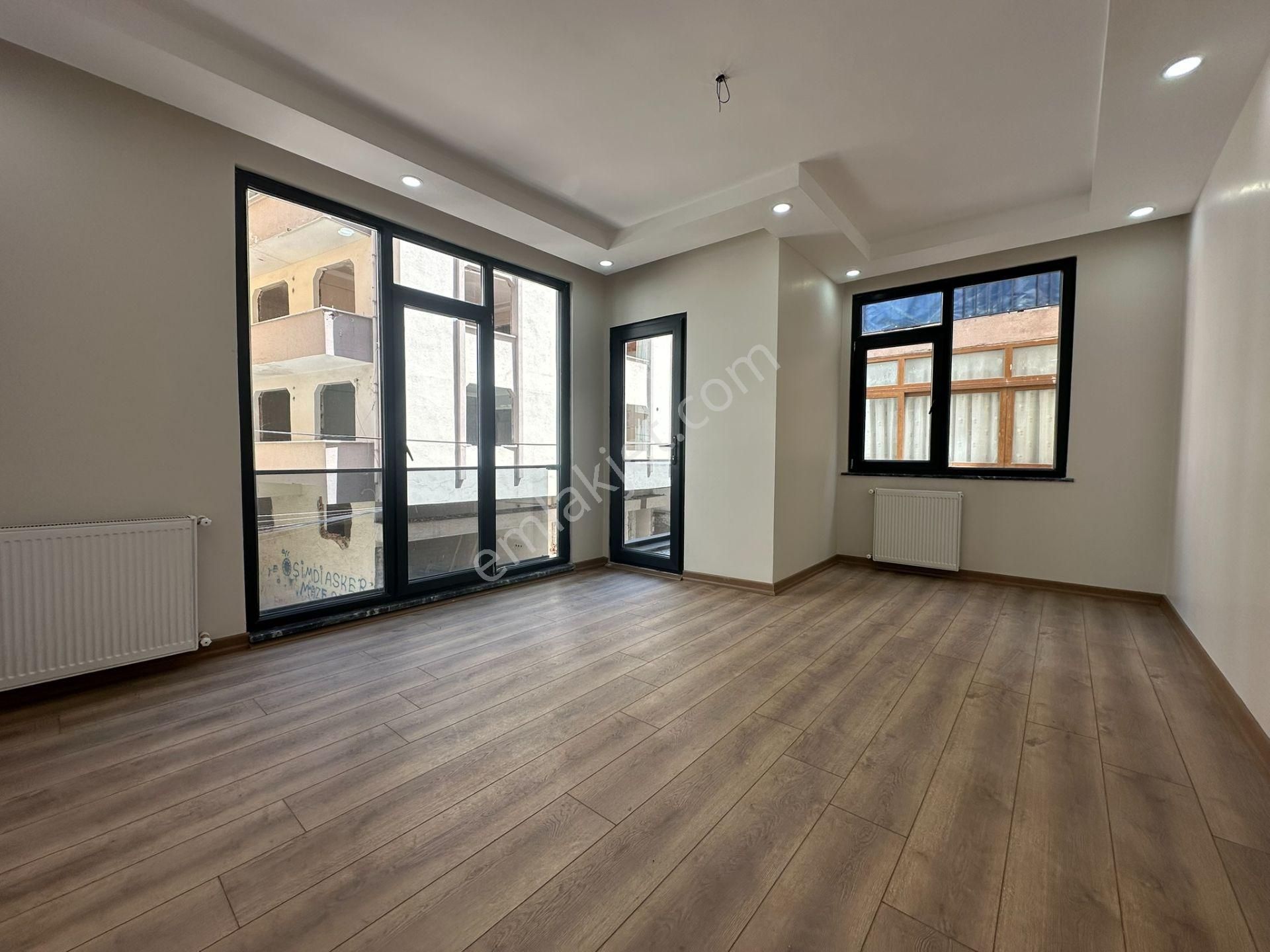 Marcity'den Bahçelievler'de Satılık 2+1 90m² Daire