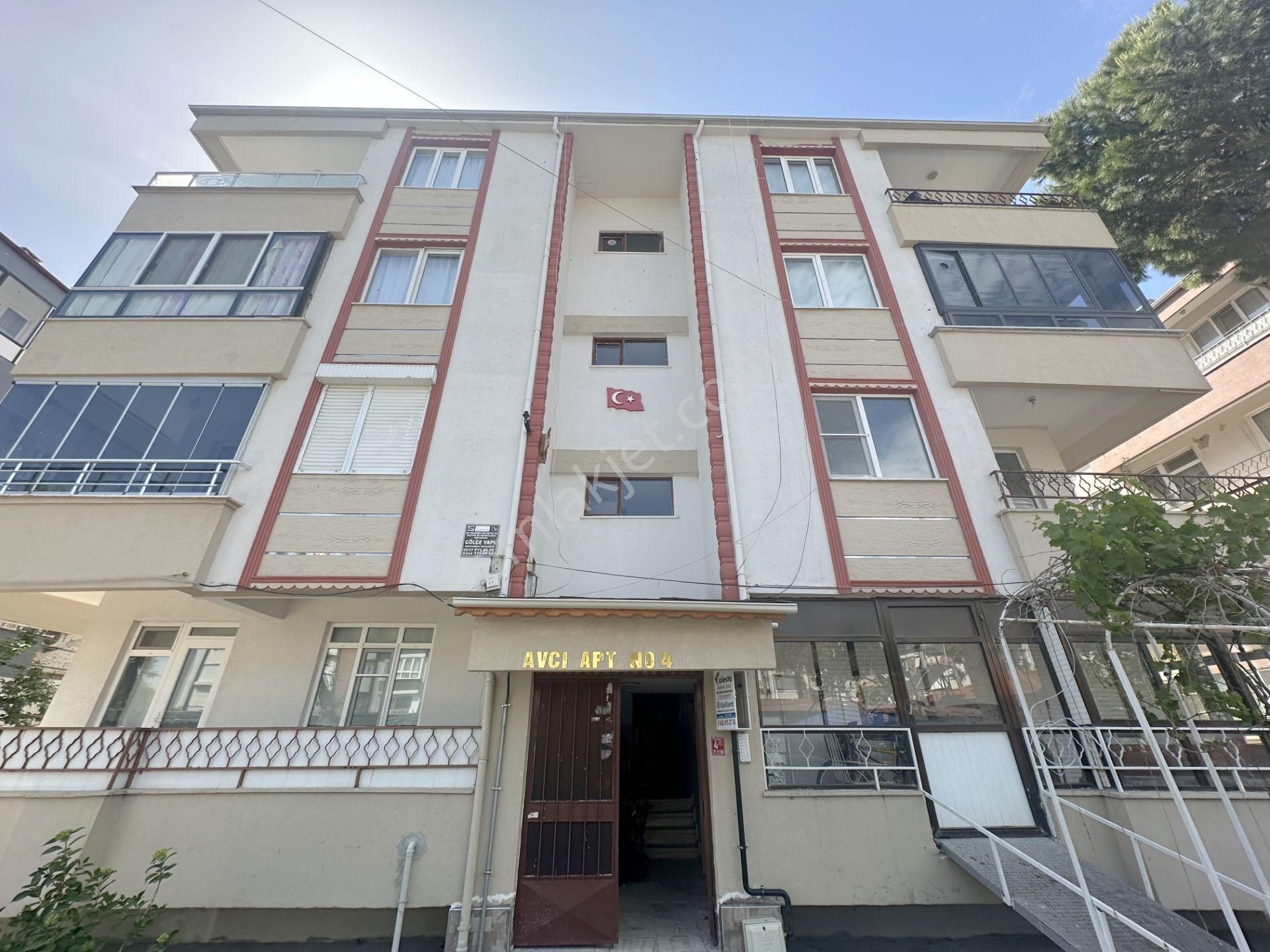 💥💥 Güç Gayrimenkul'den Akçay'da Ayrı Mutfaklı Ön Cephe Denize Yakın Satılık 3+1 Daire