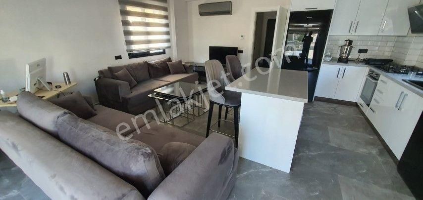 Urla Atatürk Mahallesinde 4+1 Denize Sıfır Müstakil Sıfır Villa - Görsel 6