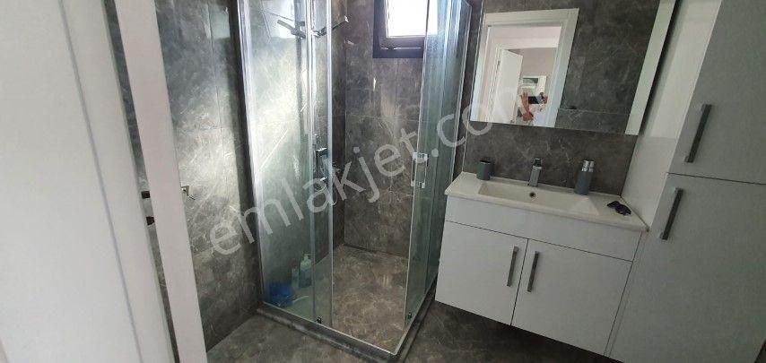 Urla Atatürk Mahallesinde 4+1 Denize Sıfır Müstakil Sıfır Villa - Görsel 4