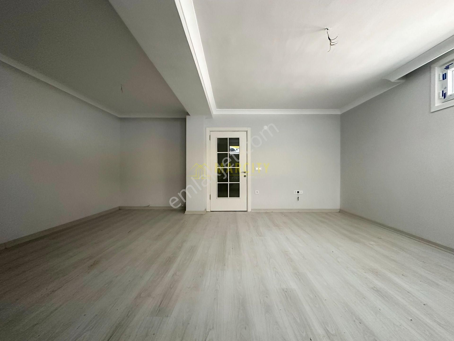 Marcity' Den Soğanlı' Da 100m² 2+1 Geniş Odalı Bahçe Katı