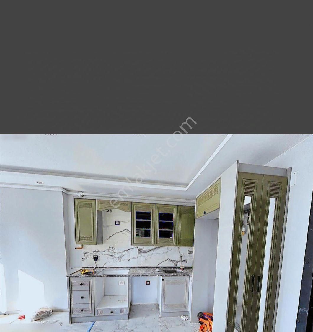 Osmangazi Mahallesinde Site İçerisinde 2+1 Hasarsız İskanlı Satılık Daire