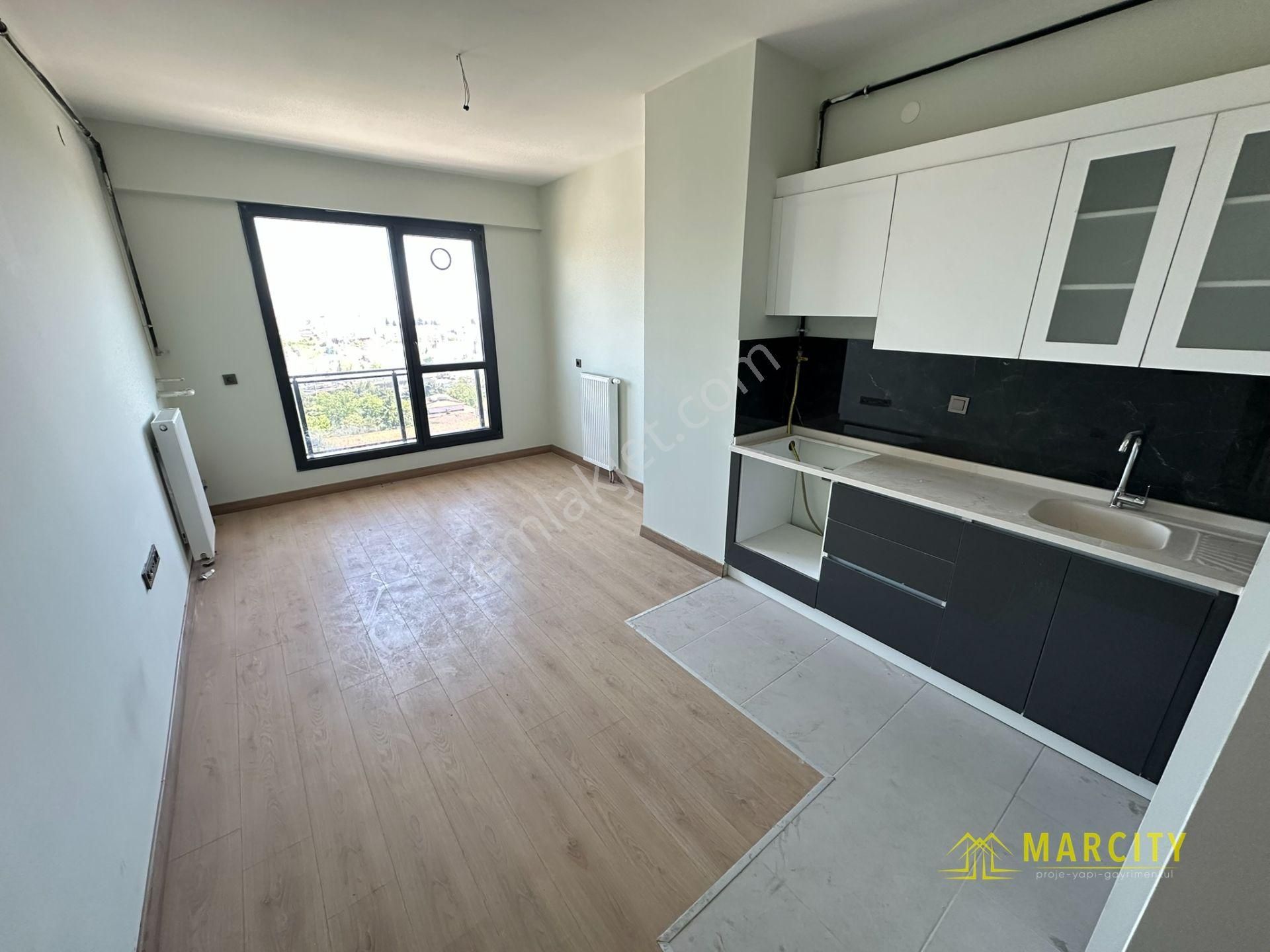 Marcity' Den Toki Telsiz Mah. 2+1 89m² E.banyolu