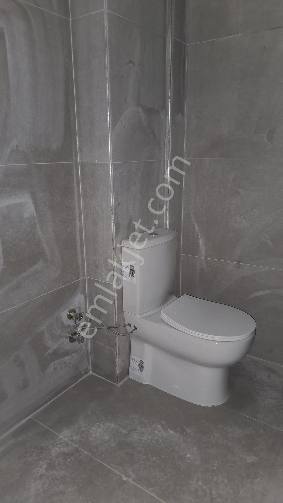 Trabzon Meydan Gazipaşa Caddesi Üzeri Kiralık Ofisler - Görsel 7