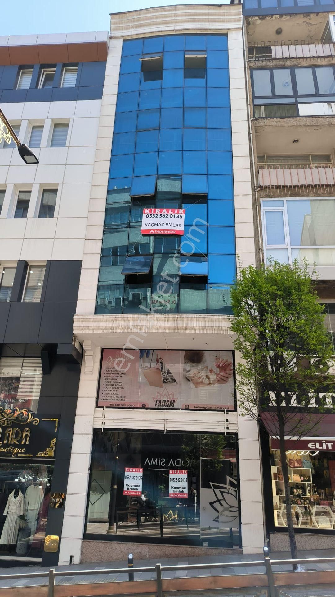 Trabzon Meydan Gazipaşa Caddesi Üzeri Kiralık Ofisler
