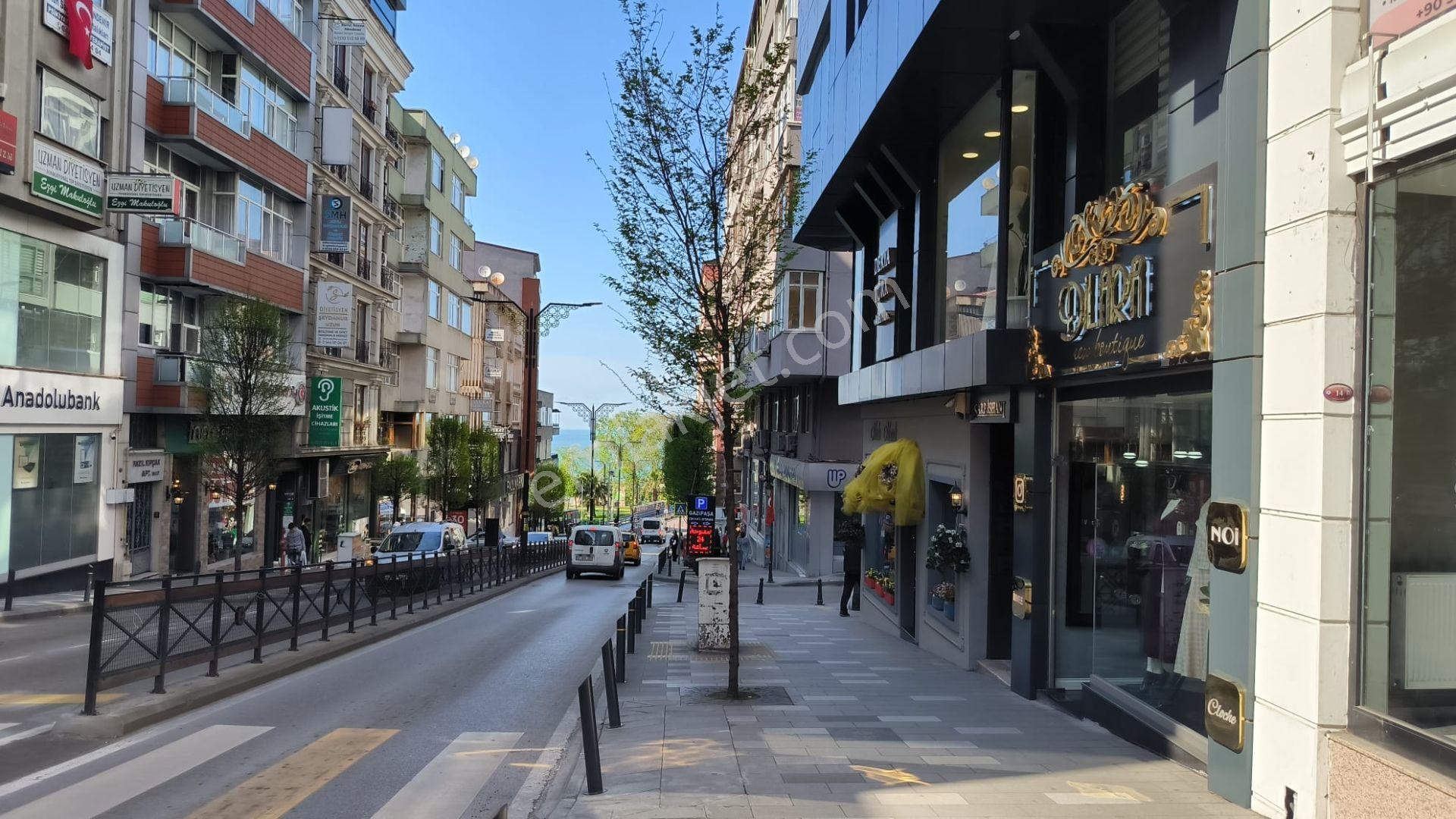 Trabzon Meydan Gazipaşa Caddesi Üzeri Kiralık Ofisler - Görsel 4