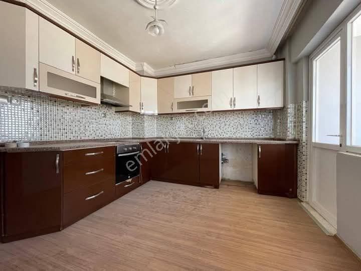 Aydın Nazilli Yıldıztepe Mahallesi'nde 3+1 145 M2 Harika Konumda Satılık Daire