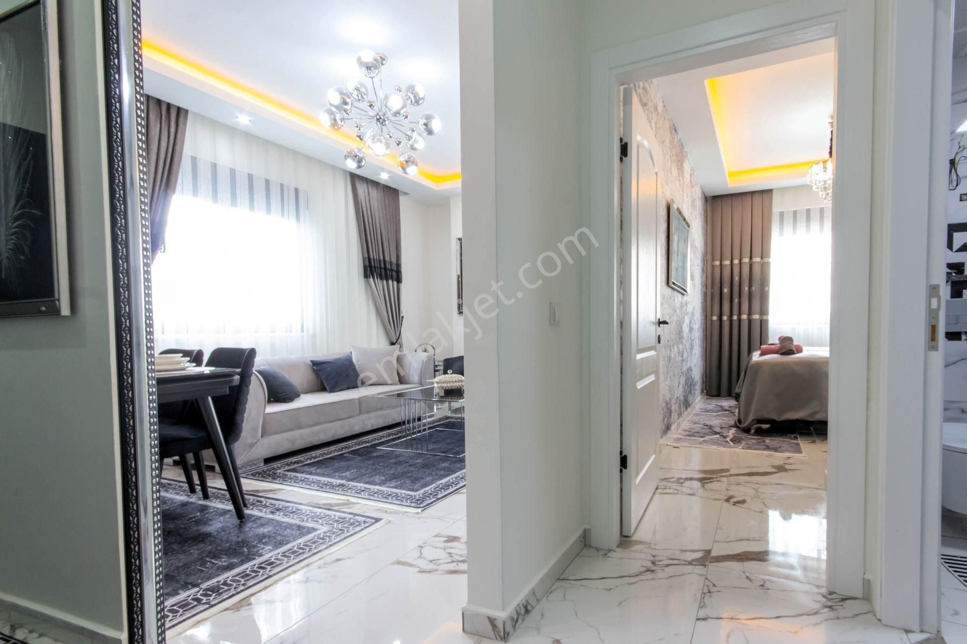 Alanya / Mahmutlar Satılık 1+1 Daire Full Lüks Mobilyalı